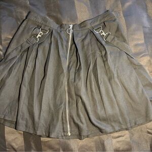 Hottopic pleated mini skirt